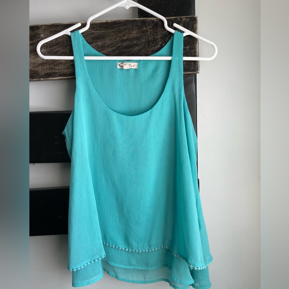 Women’s Sleeveless Blouse in Teal